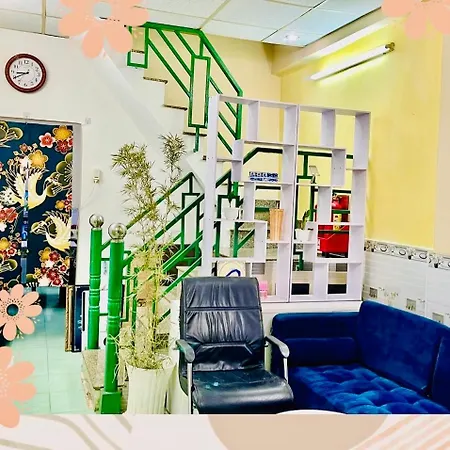 花ren Hostel